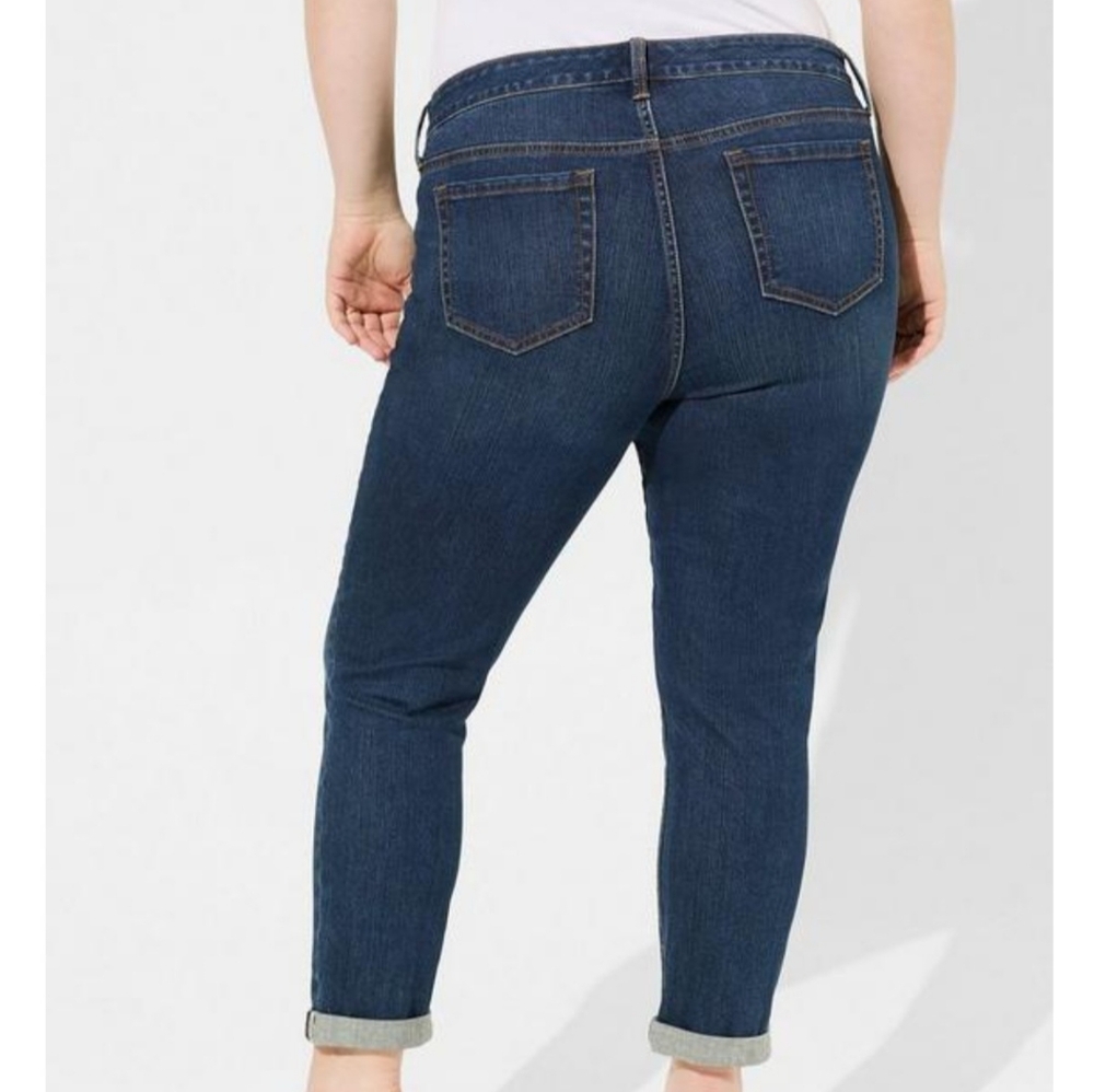Torrid Boyfriend Straight Vibtage Stretch 16 SHORT